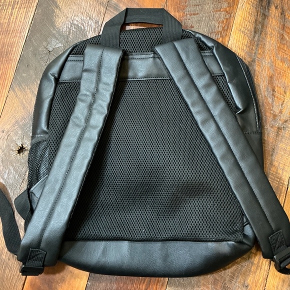 Captain Owen’s OMG Accessories Shark Mouth Print Backpack – Black Faux Leather - Picture 2 of 6